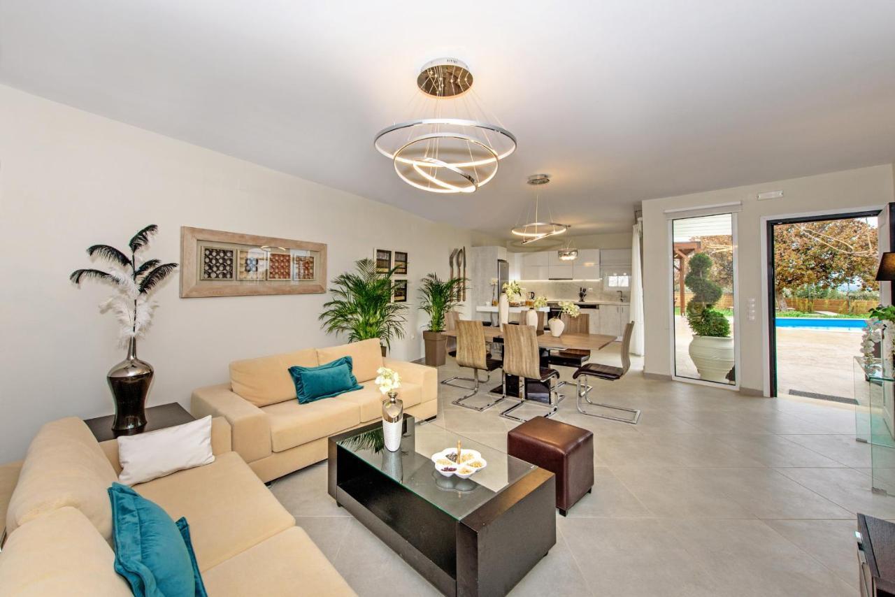 Villa4Dreams Gerani  Bagian luar foto
