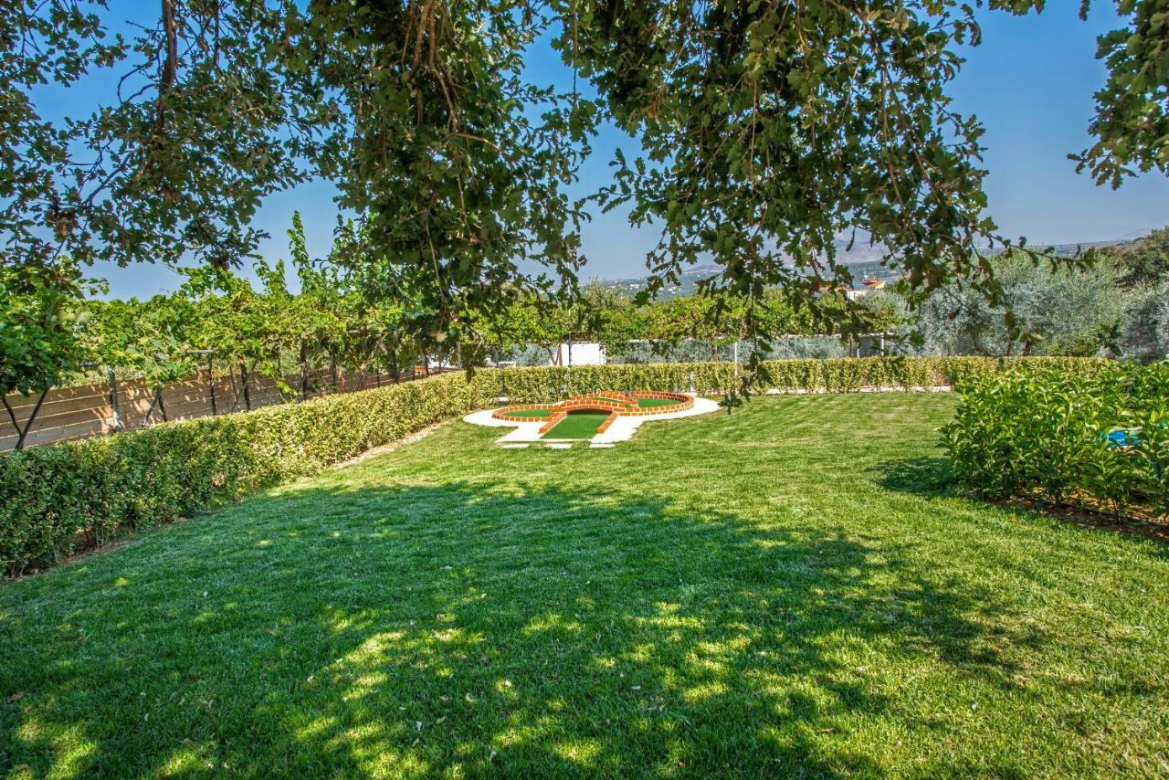 Villa4Dreams Gerani  Bagian luar foto